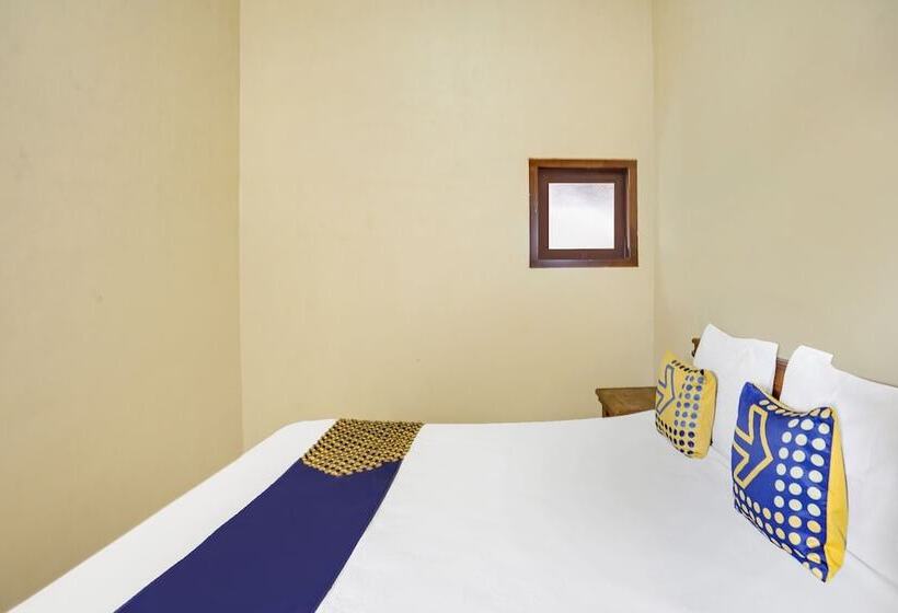 فندق Spot On 92114 Homestay Riverside Duko