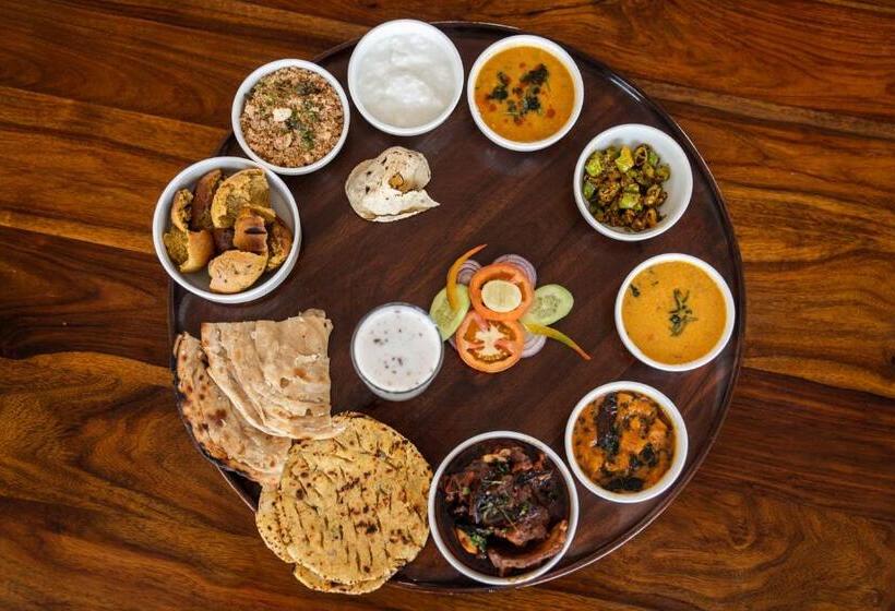 Отель Guldaar A Luxury Forest Retreat