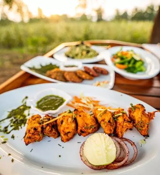 ホテル Guldaar   A Luxury Forest Retreat