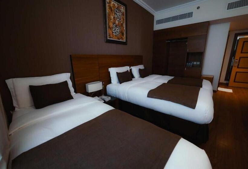 בית מלון כפרי Nour Al Thuria