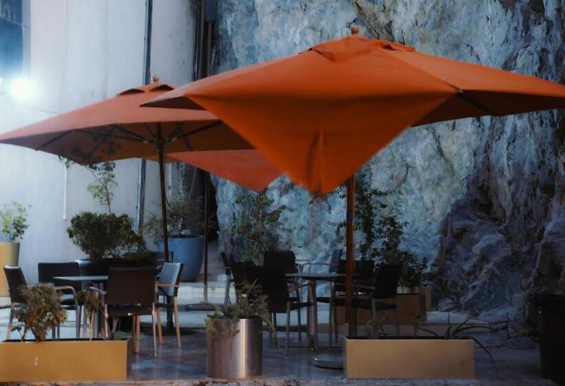 בית מלון כפרי Nour Al Thuria