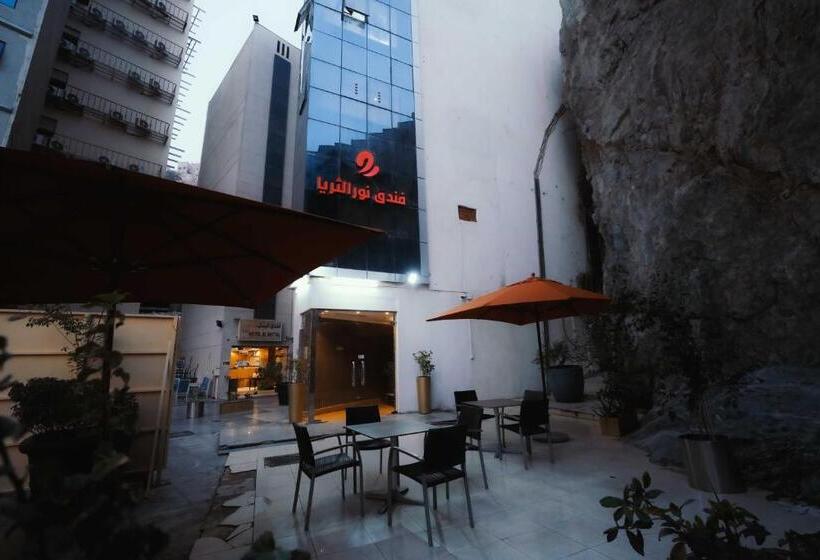 בית מלון כפרי Nour Al Thuria