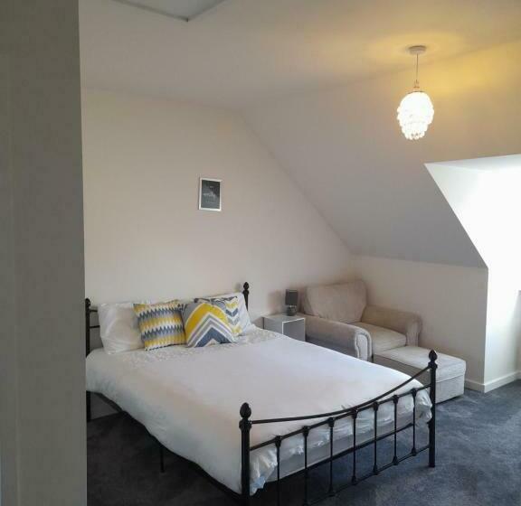 بنسيون Spacious Ensuite King Room Private Neighbourhood Free Parking Space