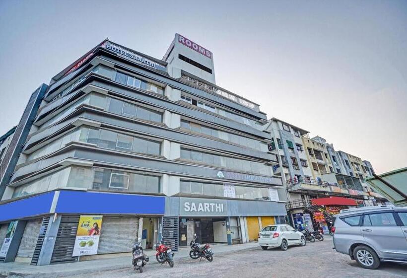 فندق Oyo Flagship 85247 Saarthi