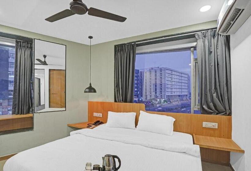 فندق Oyo Flagship 85247 Saarthi