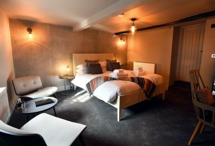 Общежитие Thornham Rooms At The Chequers