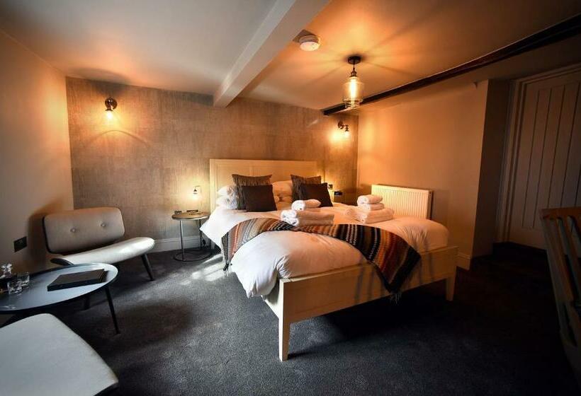 Общежитие Thornham Rooms At The Chequers