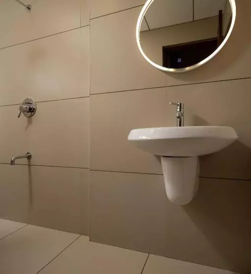 ホテル Fern Tree Resort