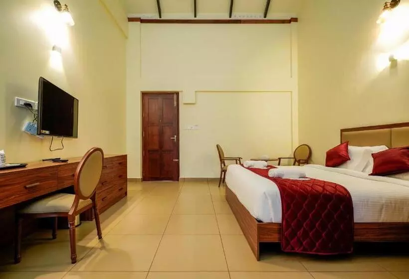 ホテル Fern Tree Resort