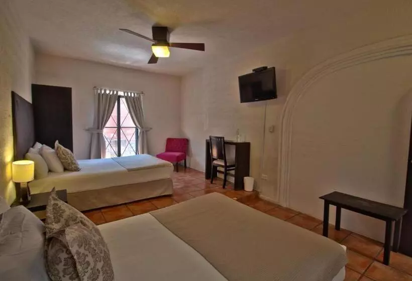 ユースホステル Punto 79