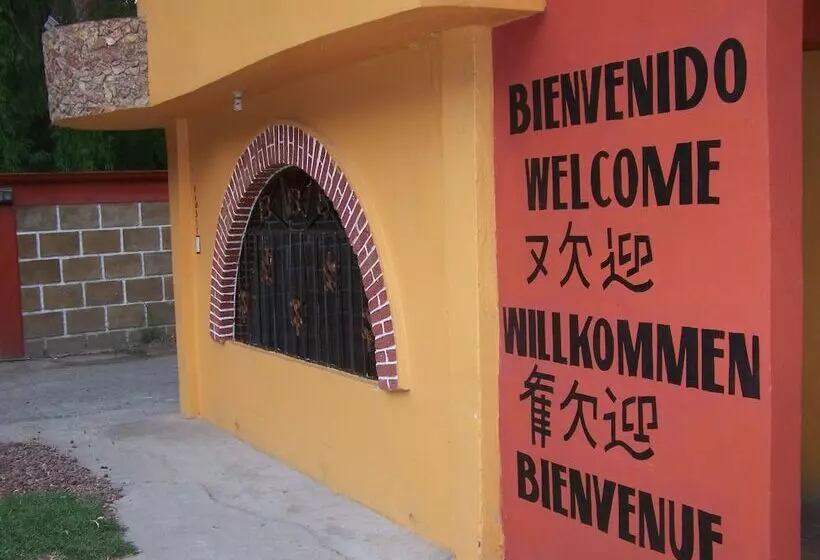 Hostal Posada Mayin Adults Only