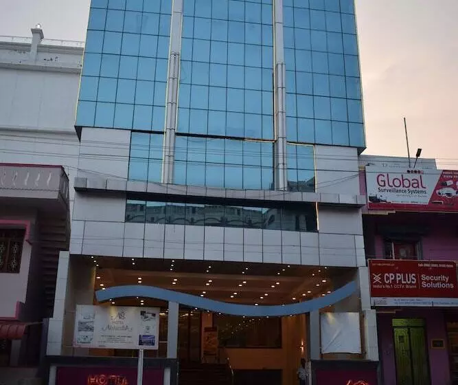 Hotel Aksharadha