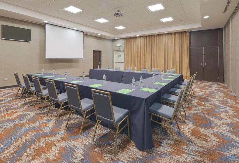 هتل Courtyard By Marriott Saltillo