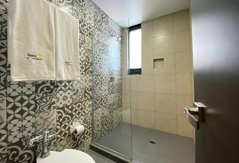 هتل Estrella De Oriente