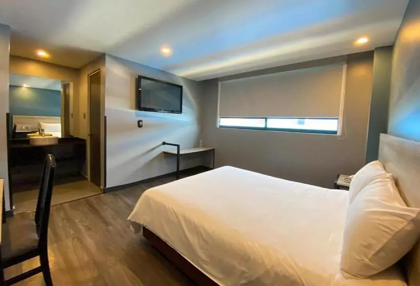 هتل Estrella De Oriente