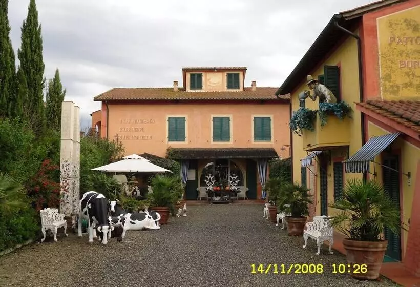 Hotel Fattoria Santa Lucia