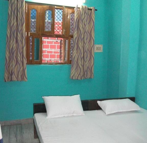 Hotel Goroomgo Shree Hare Rama Hare Varanasi