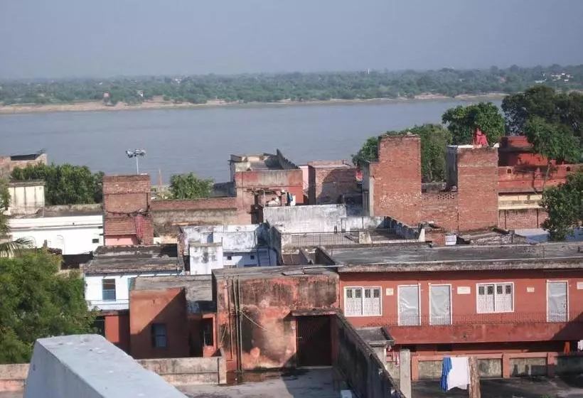 Hotel Goroomgo Shree Hare Rama Hare Varanasi