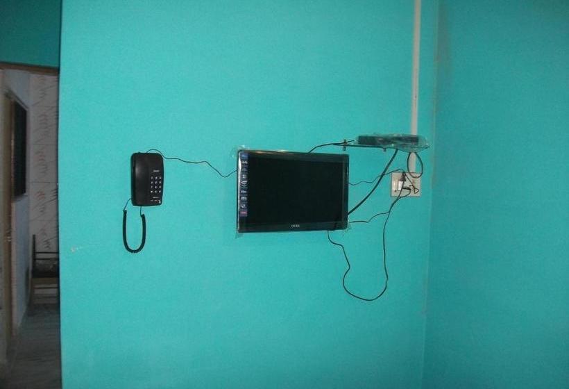 Hotel Goroomgo Shree Hare Rama Hare Varanasi