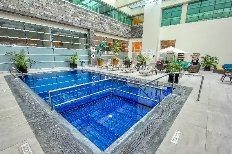 ホテル Holiday Inn & Suites Plaza Mayor, An Ihg