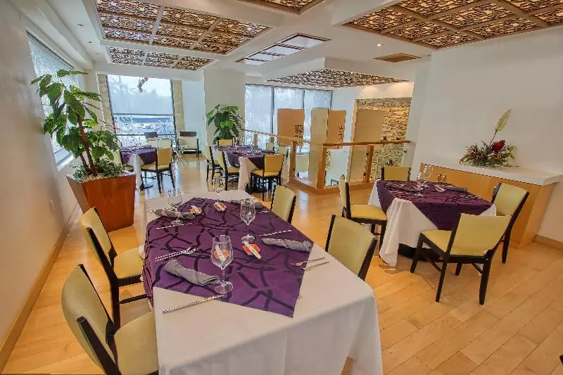 ホテル Holiday Inn & Suites Plaza Mayor, An Ihg