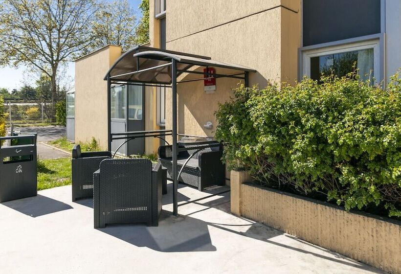 هتل Ibis Budget Antony Massy Rénové 2024