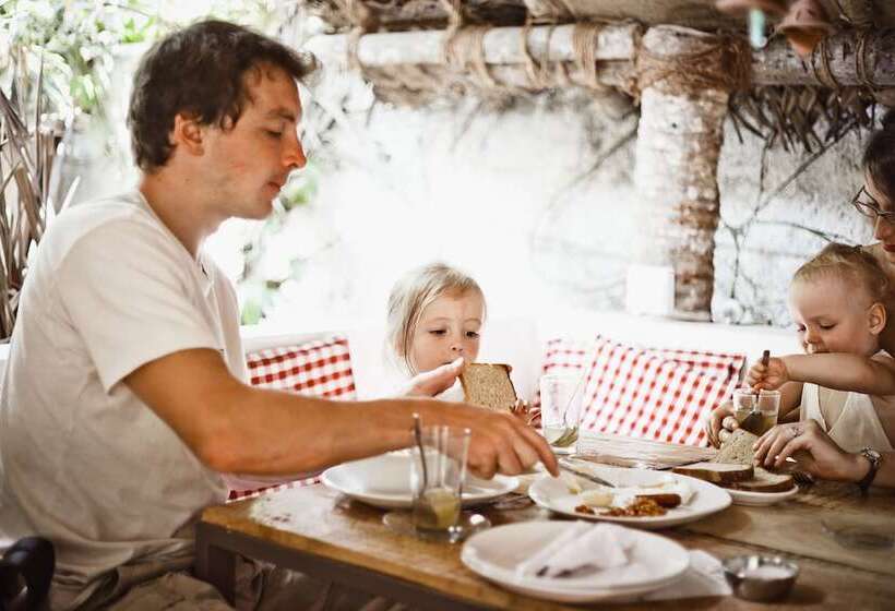 בית מלון כפרי Inda