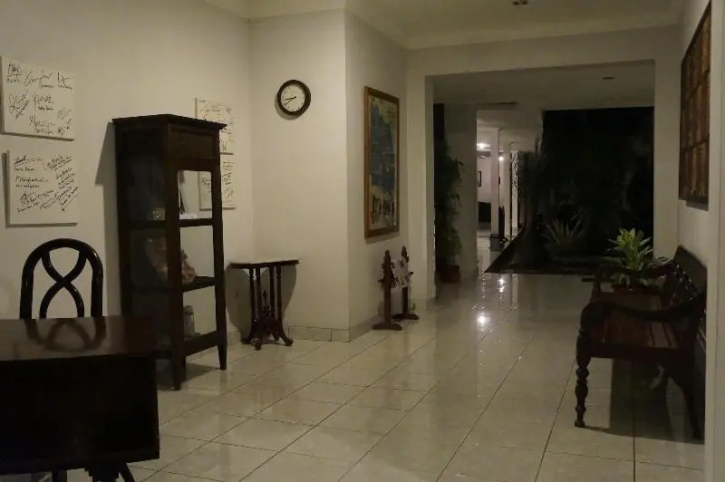 هتل Kirana
