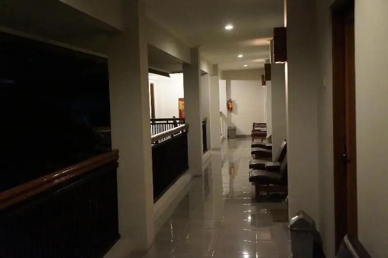 هتل Kirana