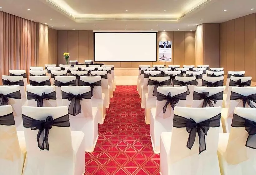 酒店 Mercure Hyderabad Kcp Banjara Hills, An Accor