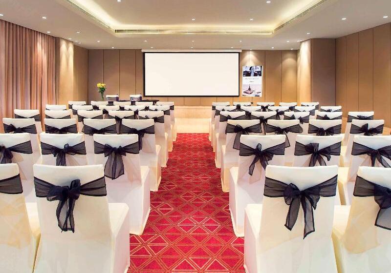 酒店 Mercure Hyderabad Kcp Banjara Hills, An Accor