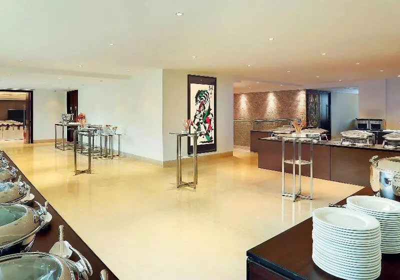 酒店 Mercure Hyderabad Kcp Banjara Hills, An Accor