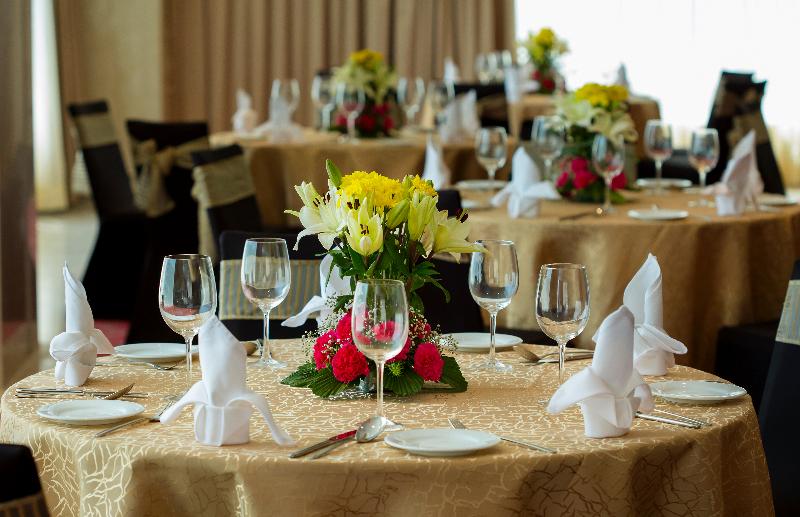 酒店 Mercure Hyderabad Kcp Banjara Hills, An Accor