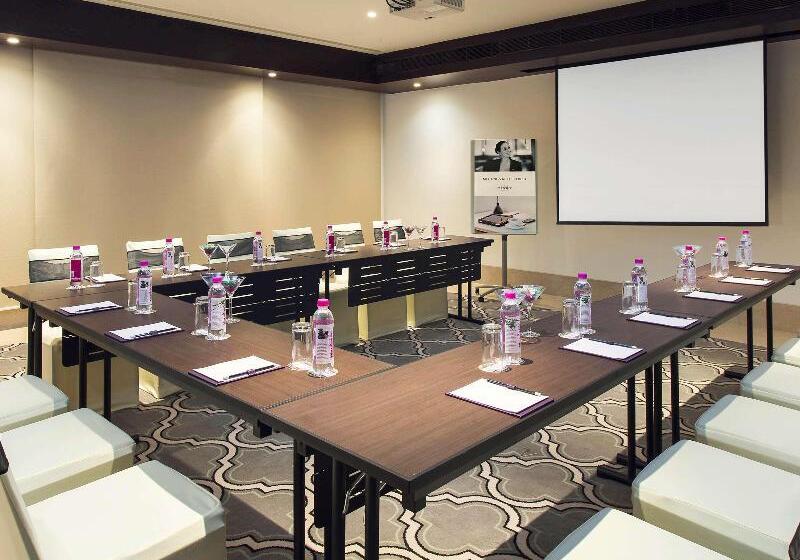 酒店 Mercure Hyderabad Kcp Banjara Hills, An Accor