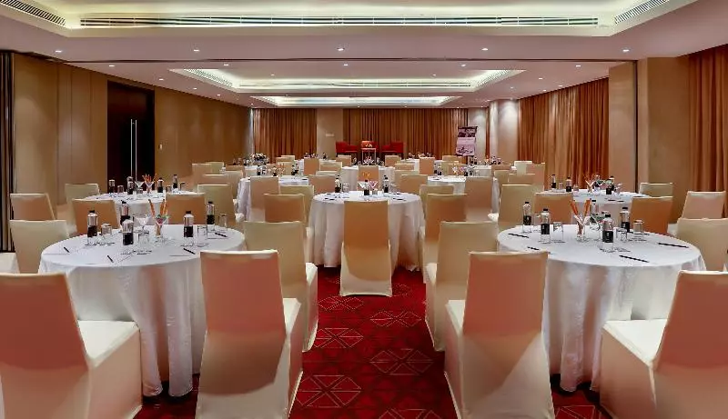 酒店 Mercure Hyderabad Kcp Banjara Hills, An Accor