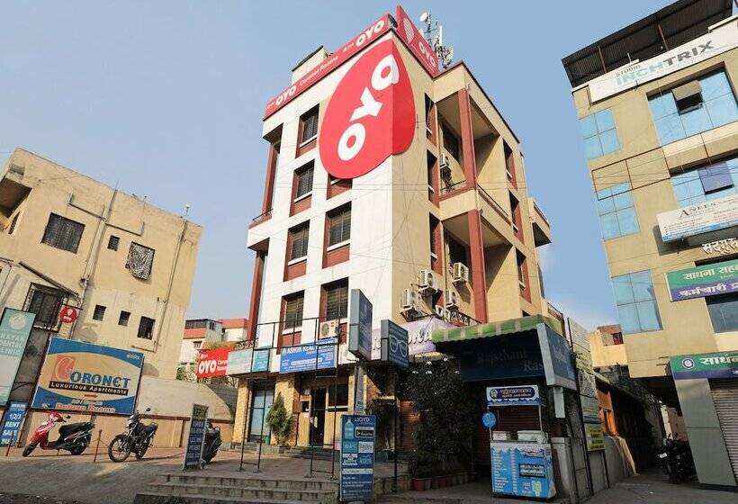 Hotel Oyo Apartments Kharadi