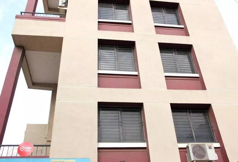 ホテル Oyo Apartments Kharadi