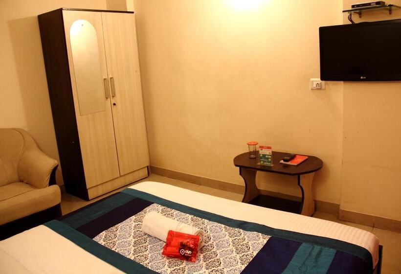 Hotel Oyo Apartments Kharadi