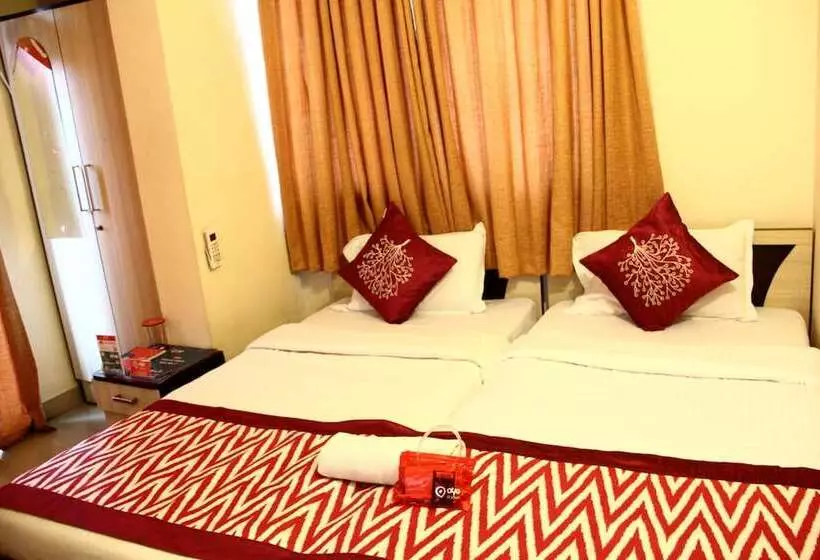 ホテル Oyo Apartments Kharadi