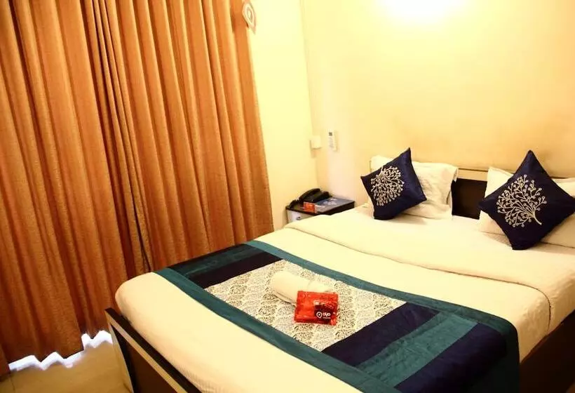ホテル Oyo Apartments Kharadi