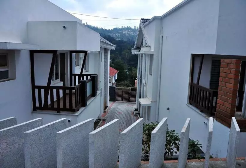 Hotel Oyo Premium Observatory Road