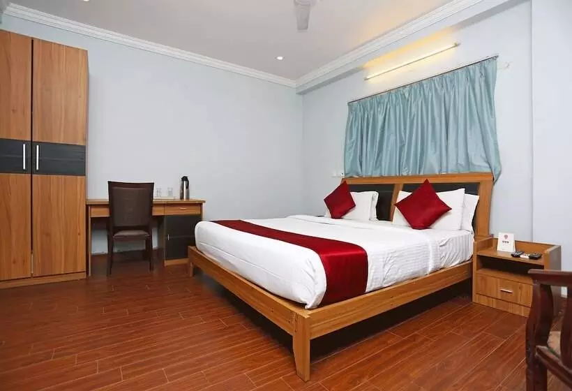 ホテル Oyo Rooms Inorbit Mall