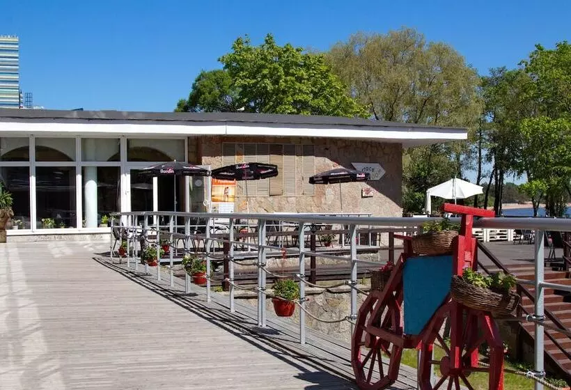 בית מלון כפרי Repinskaya