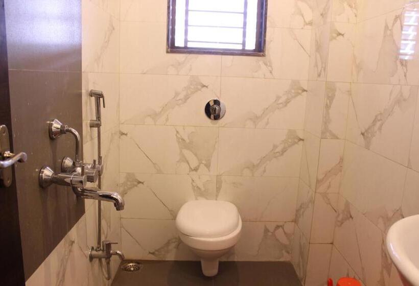 ホテル Sai Ramanand