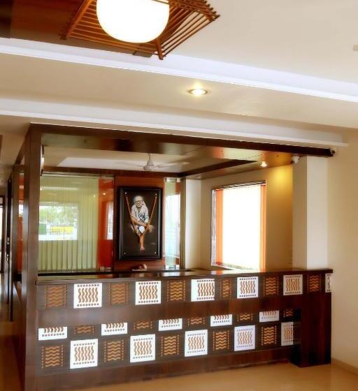 ホテル Sai Ramanand