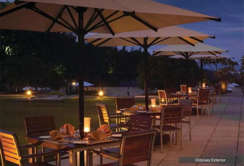 هتل The Serai Chickmagalur