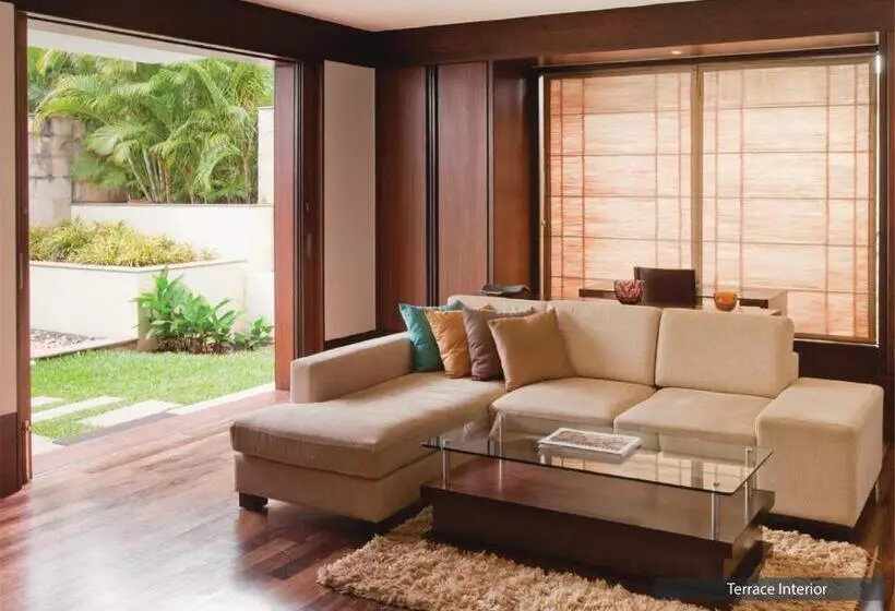 هتل The Serai Chickmagalur