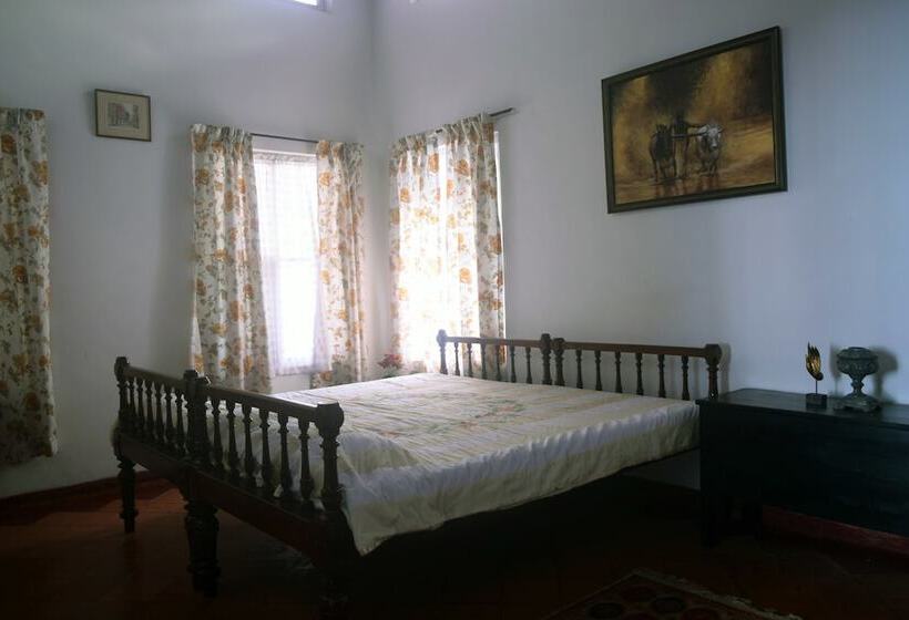 ペンション Fenn Hall