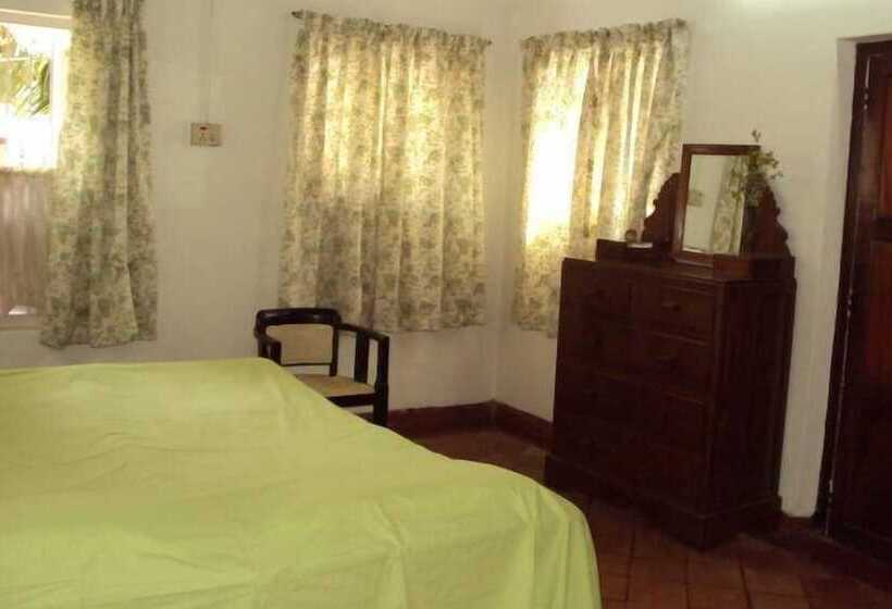 ペンション Fenn Hall