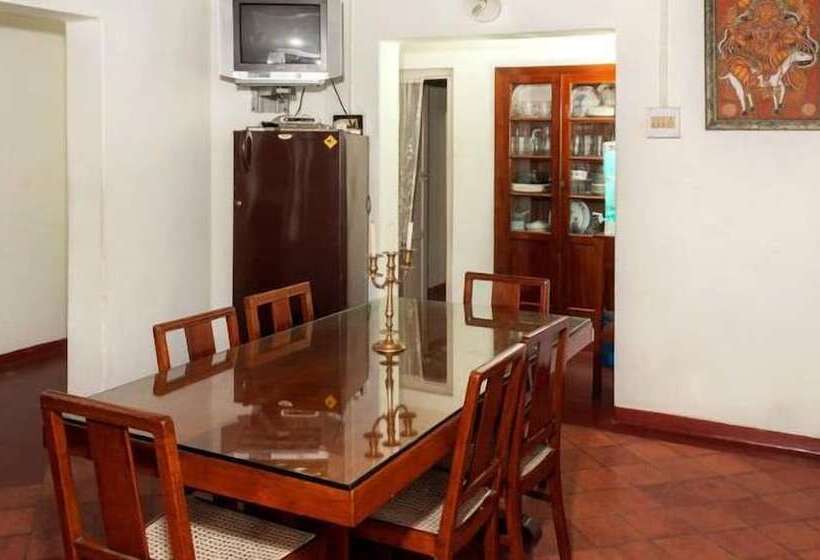 ペンション Fenn Hall